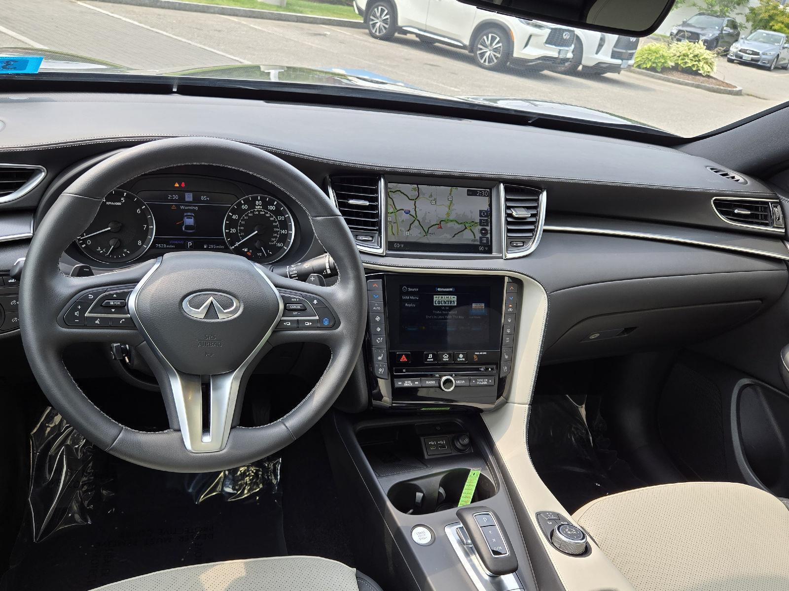 2025 Infiniti QX55 Essential photo 9