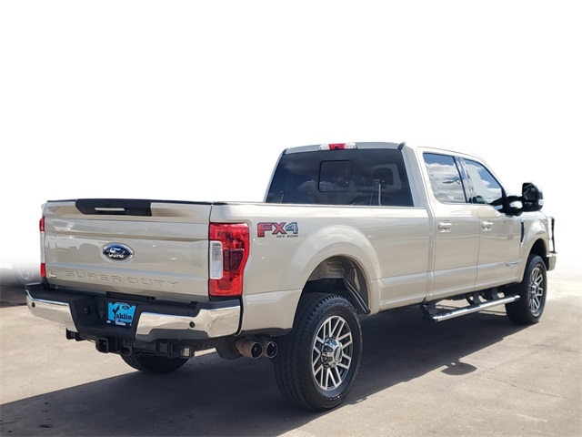 2017 Ford F-350 Lariat photo 4