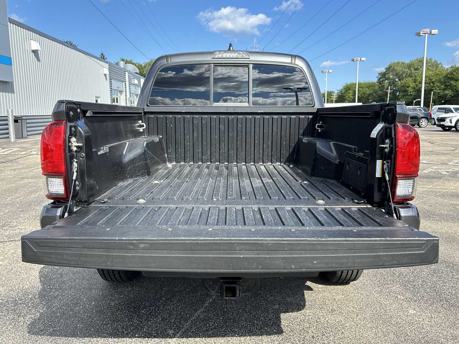 2020 Toyota Tacoma SR V6 photo 23