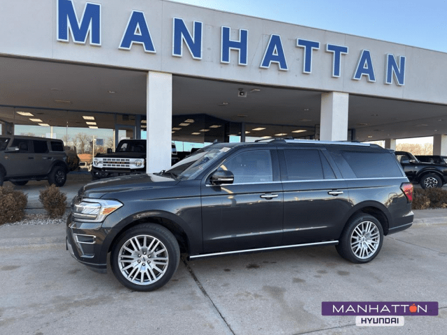 2024 Ford Expedition Limited's photo