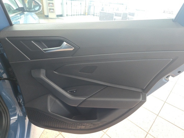 2025 Volkswagen Jetta Sport photo 10