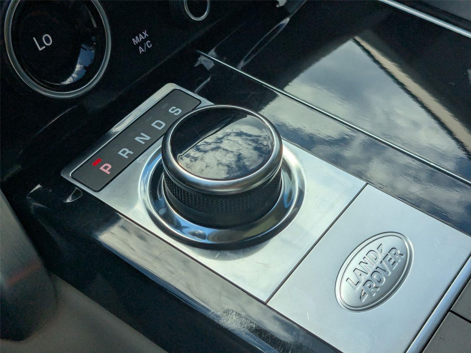 2019 Land Rover Range Rover photo 21
