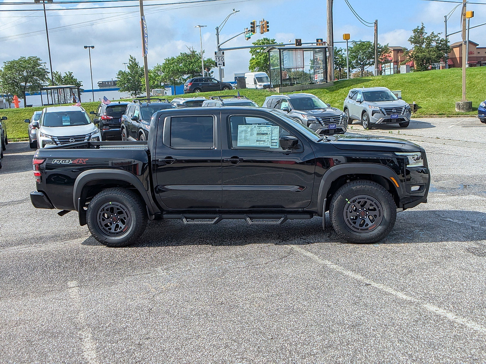 2025 Nissan Frontier PRO-4X photo 26