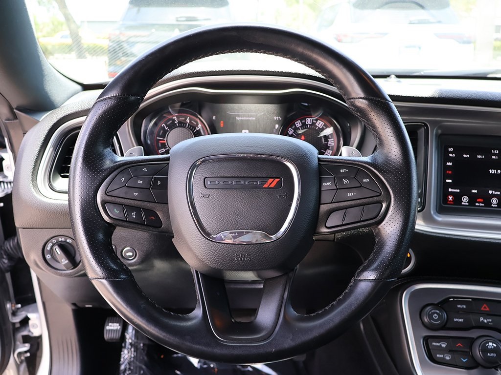 2022 Dodge Challenger R/T photo 26