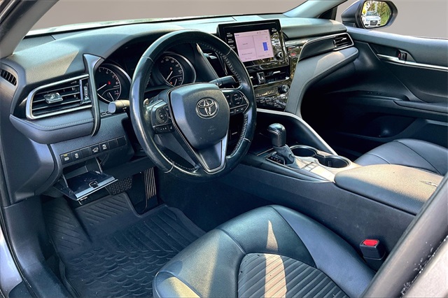 2022 Toyota Camry SE photo 11