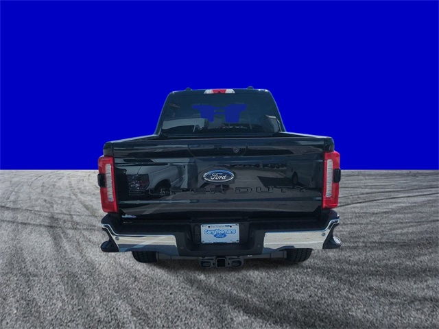 2025 Ford F-350 Lariat photo 4