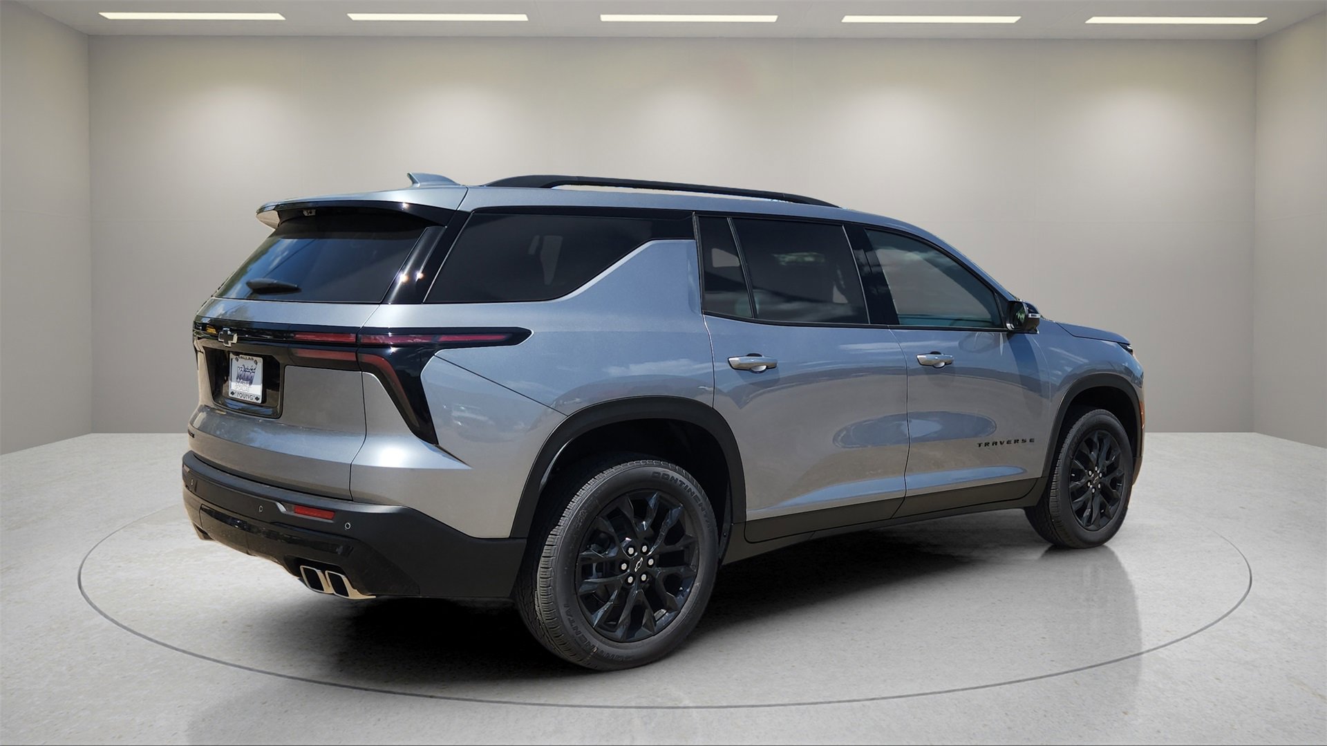 2026 Chevrolet Traverse photo 2
