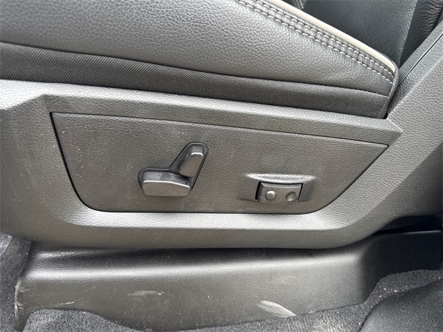 2025 Ram 2500 Laramie photo 15