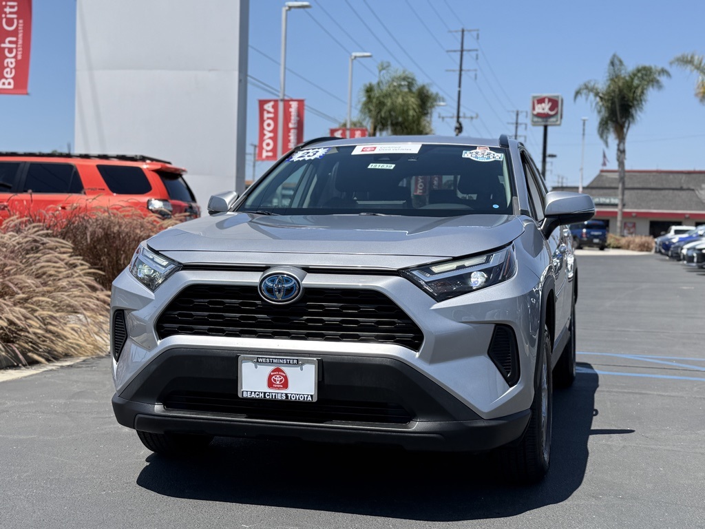 2023 Toyota RAV4 Hybrid LE photo 3