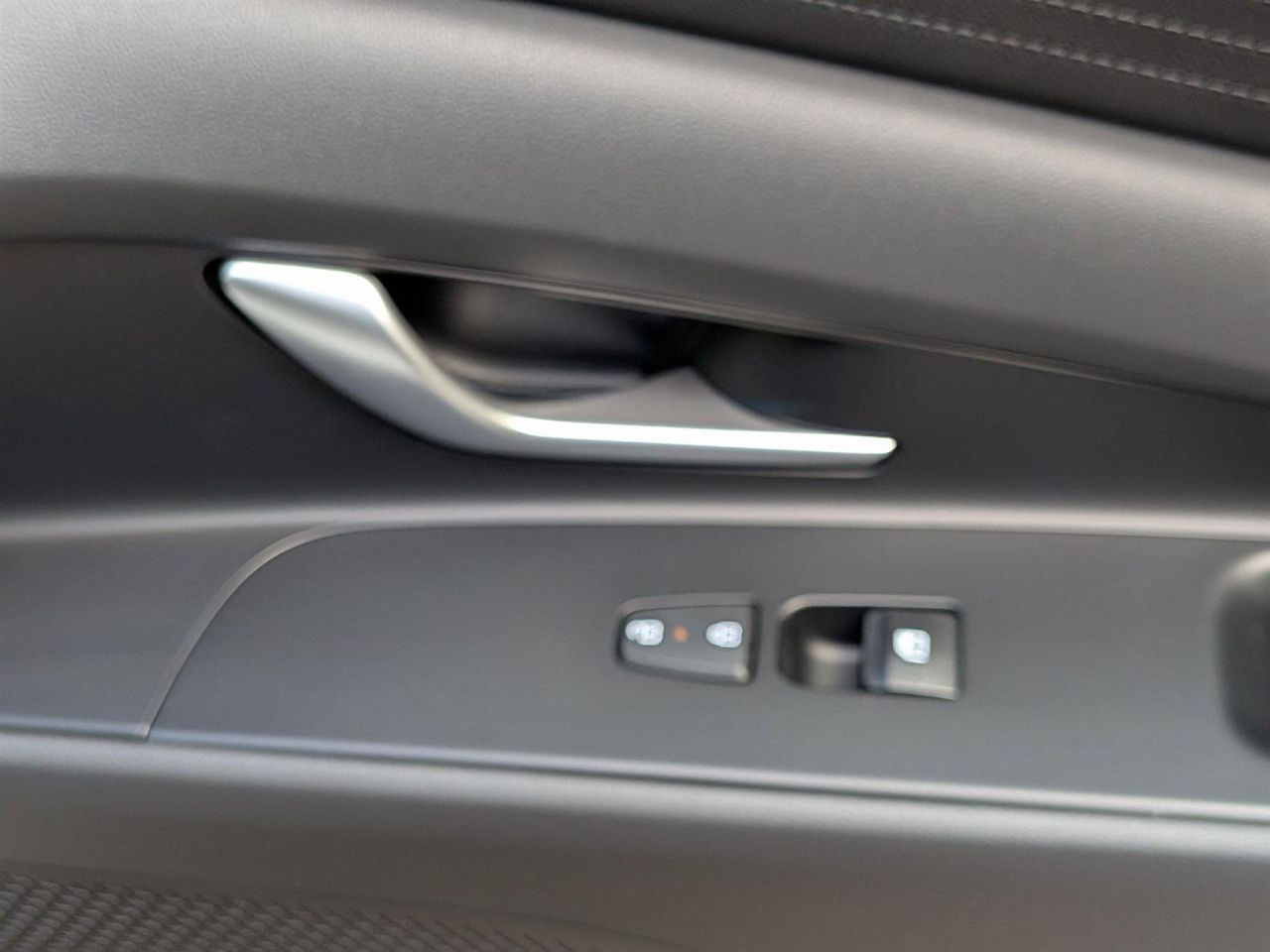 2025 Hyundai Elantra SE photo 33