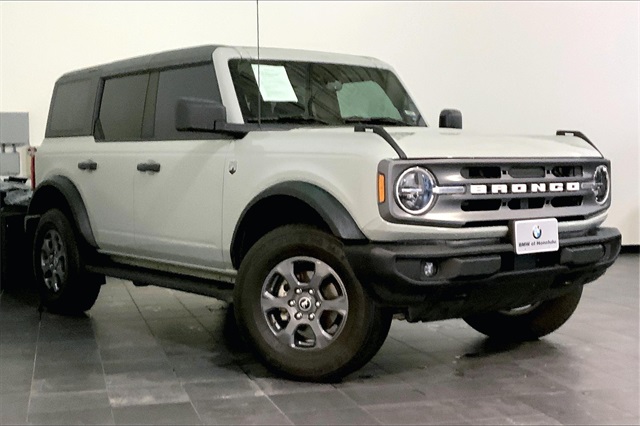 2023 Ford Bronco Big Bend photo 2