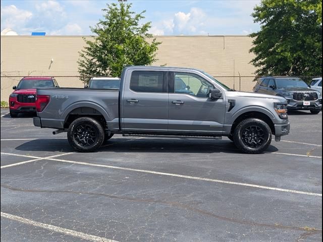 2025 Ford F-150 XLT photo 3