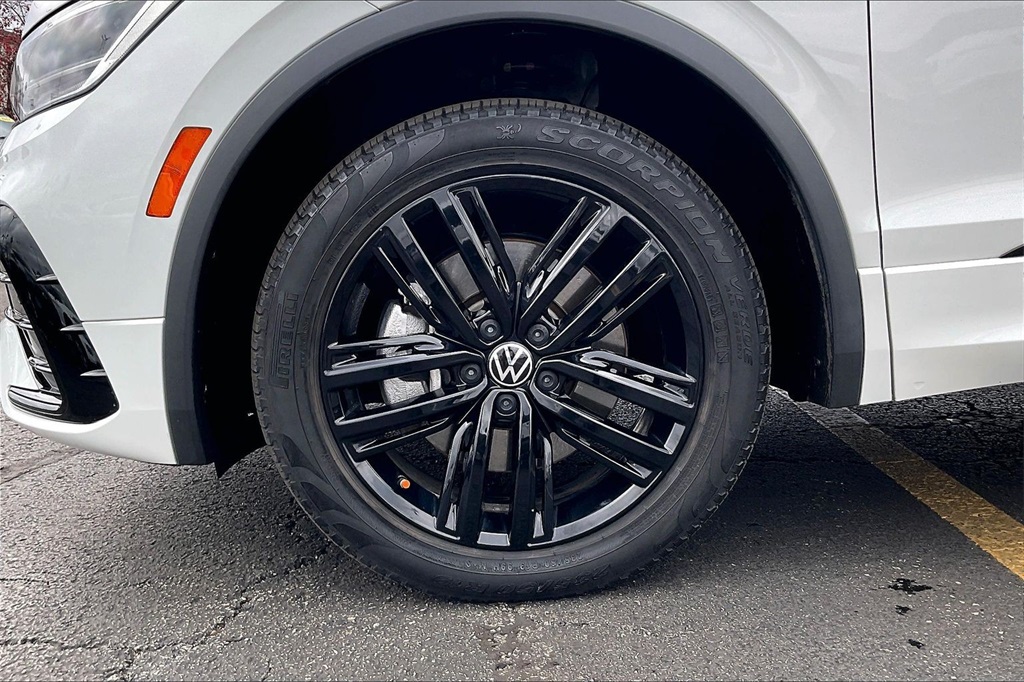 2022 VOLKSWAGEN TIGUAN - Image 7