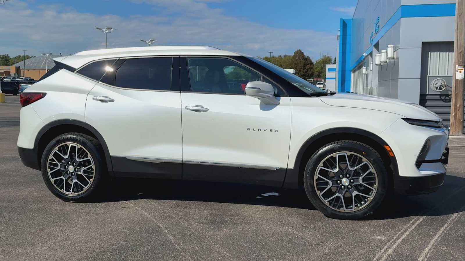 2023 Chevrolet Blazer Premier photo 9