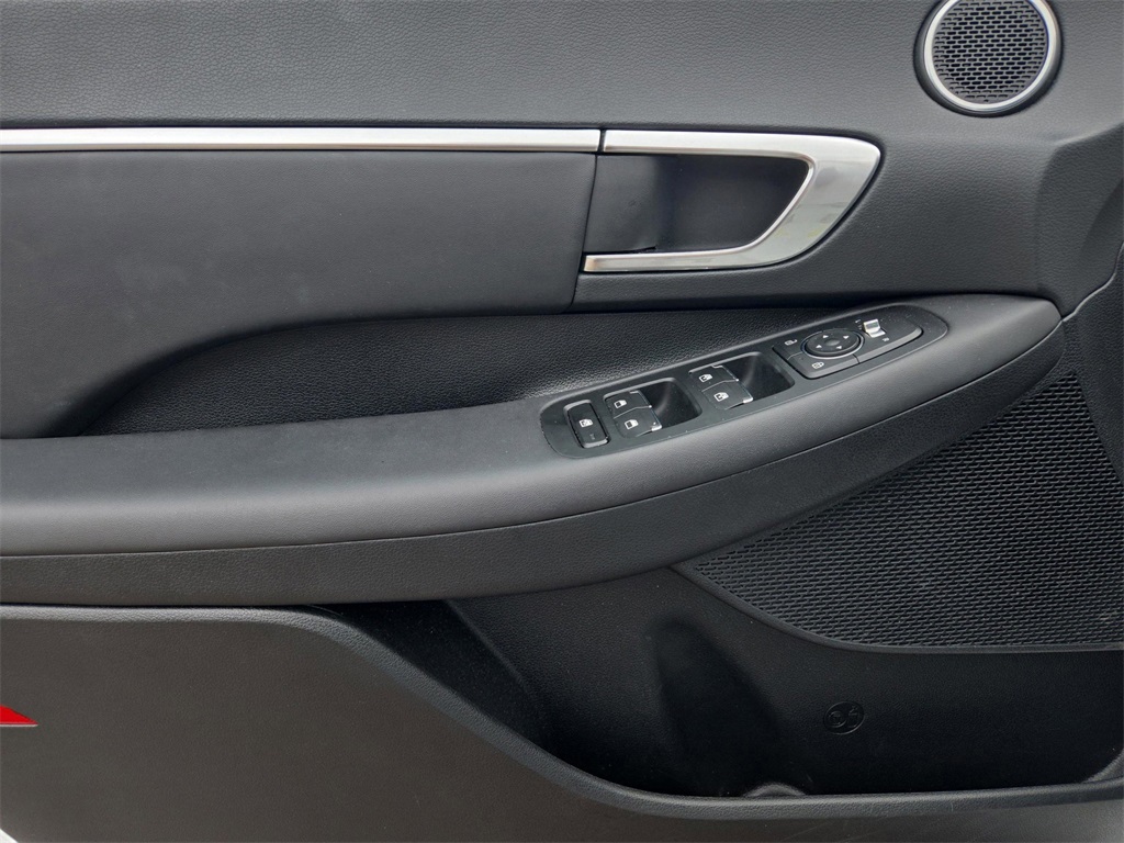 2022 Hyundai Sonata SEL photo 26