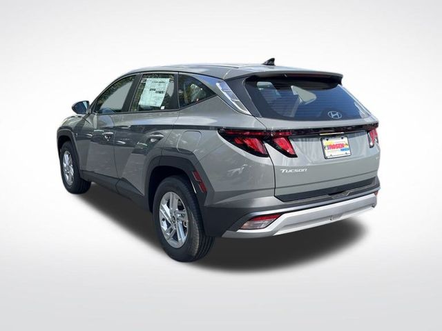 2025 Hyundai Tucson SE photo 2