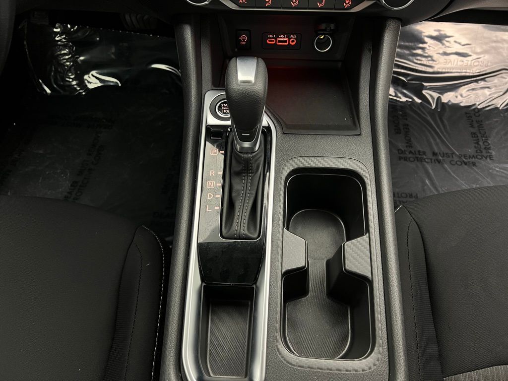 2024 Nissan Sentra SV photo 10