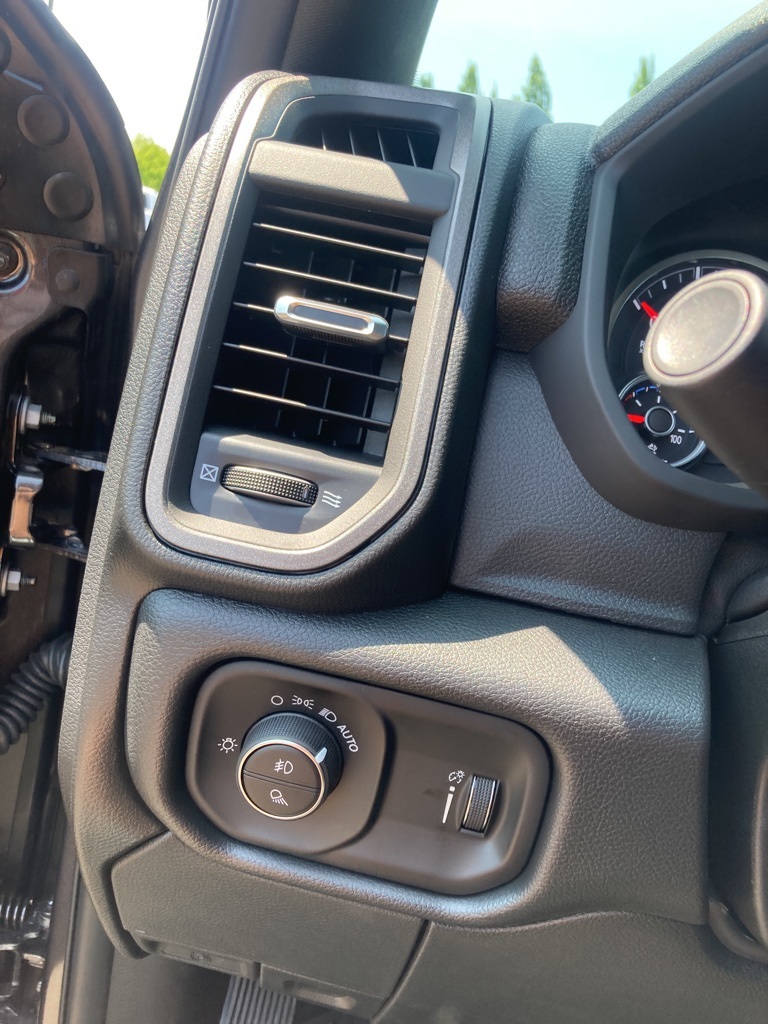 2025 Ram 3500 Tradesman photo 17
