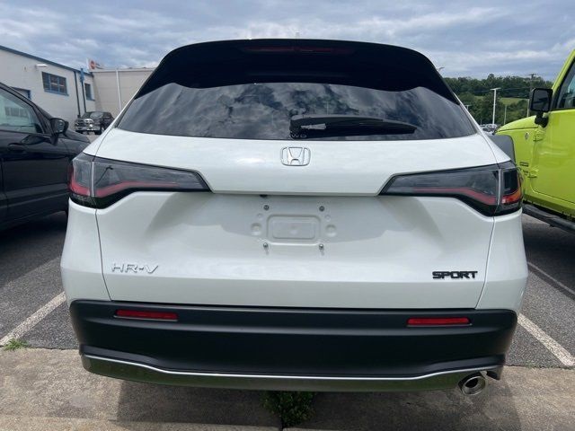 2025 Honda HR-V Sport photo 3