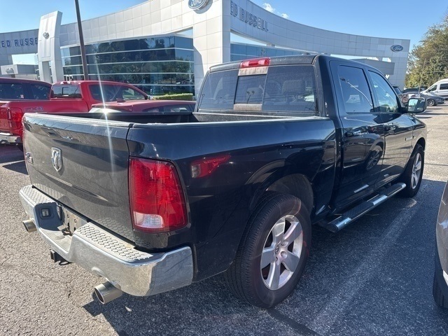 2009 Dodge Ram SLT photo 4