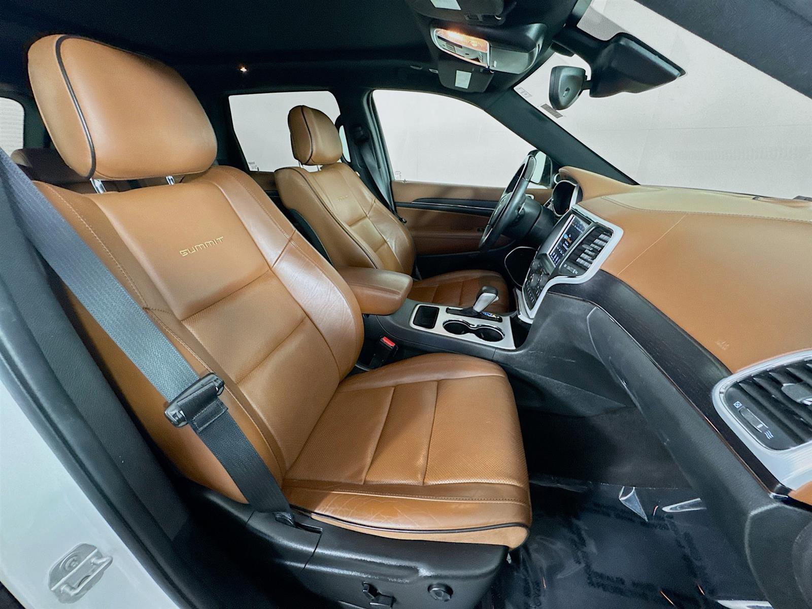 2018 Jeep Grand Cherokee Summit photo 27