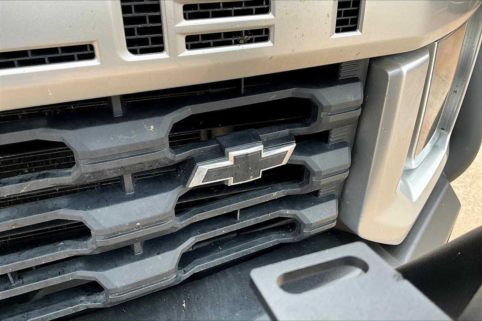 2022 Chevrolet Silverado 2500HD Custom photo 25