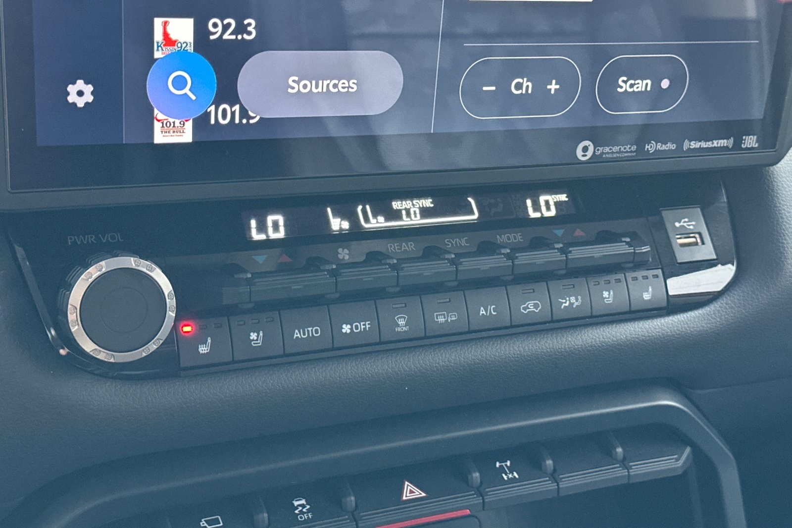 2023 Toyota Sequoia TRD Pro photo 18