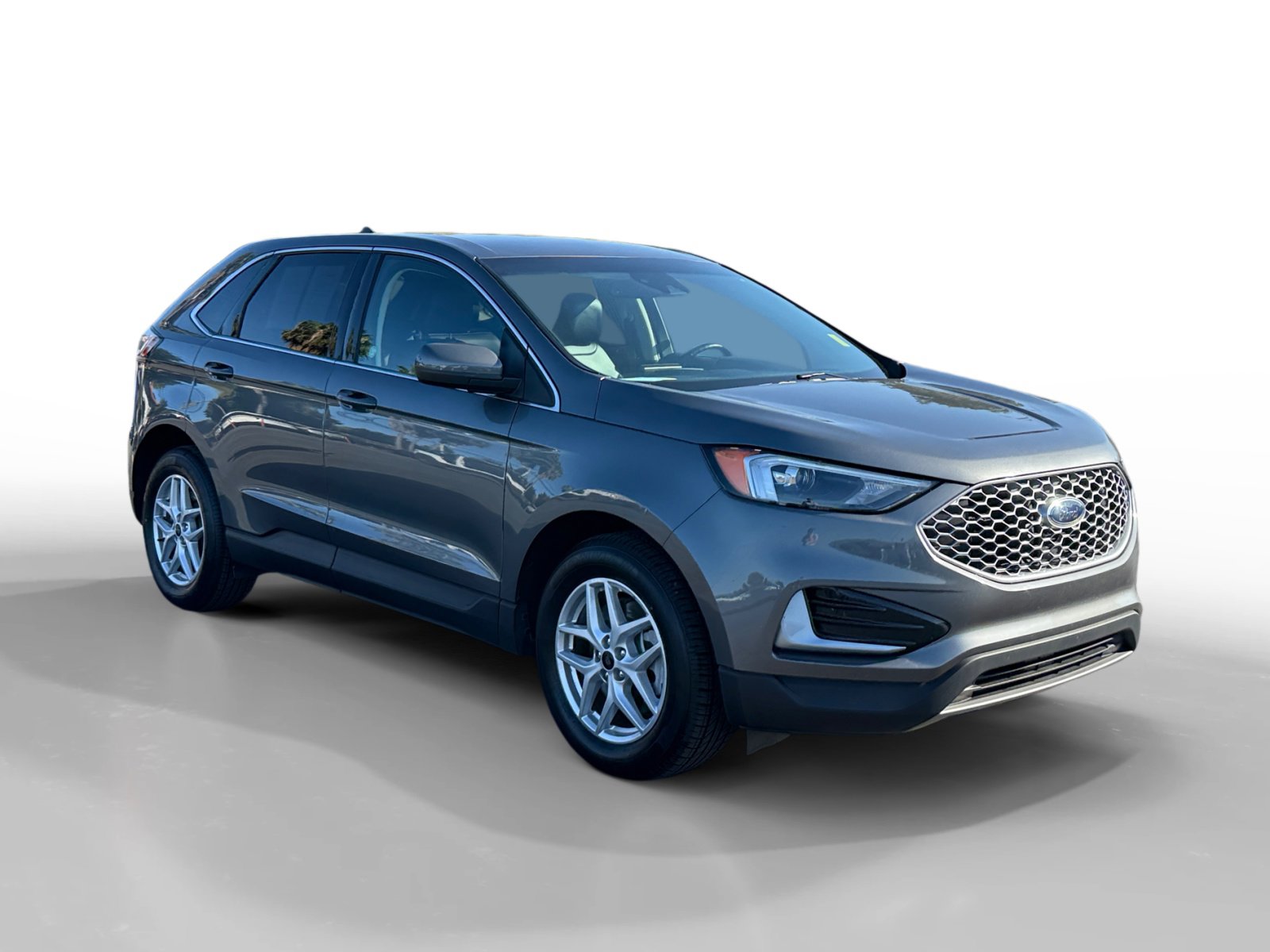 2024 Ford Edge SEL photo 7
