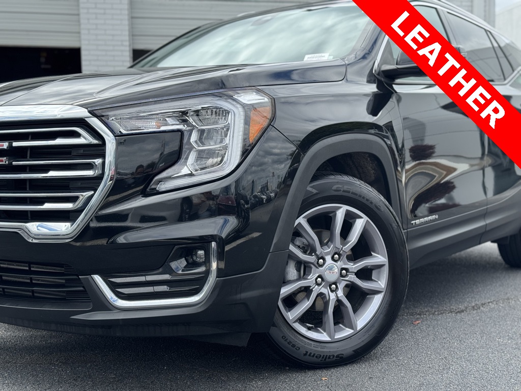 2024 Gmc Terrain SLT photo 3