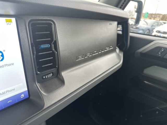 2024 Ford Bronco Black Diamond photo 29