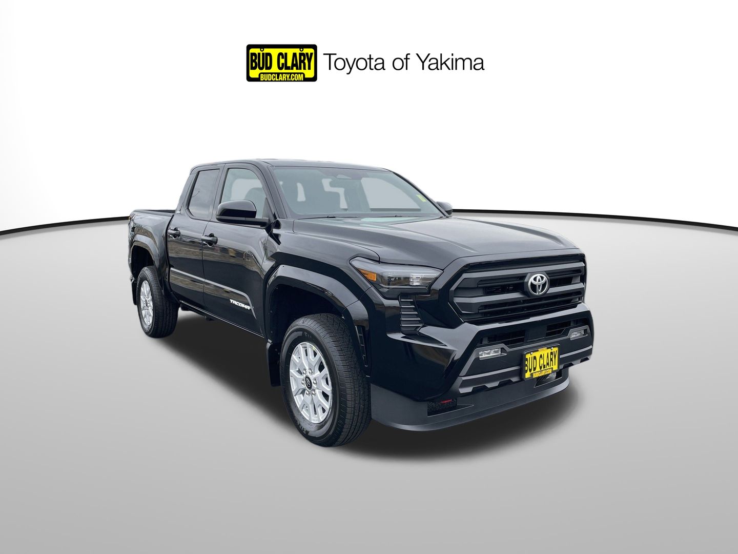 2025 Toyota Tacoma SR5's photo