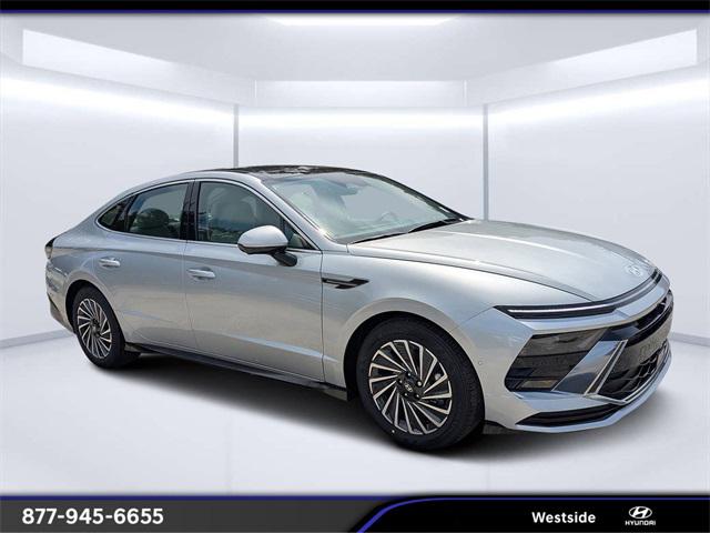 2025 Hyundai Sonata Hybrid
