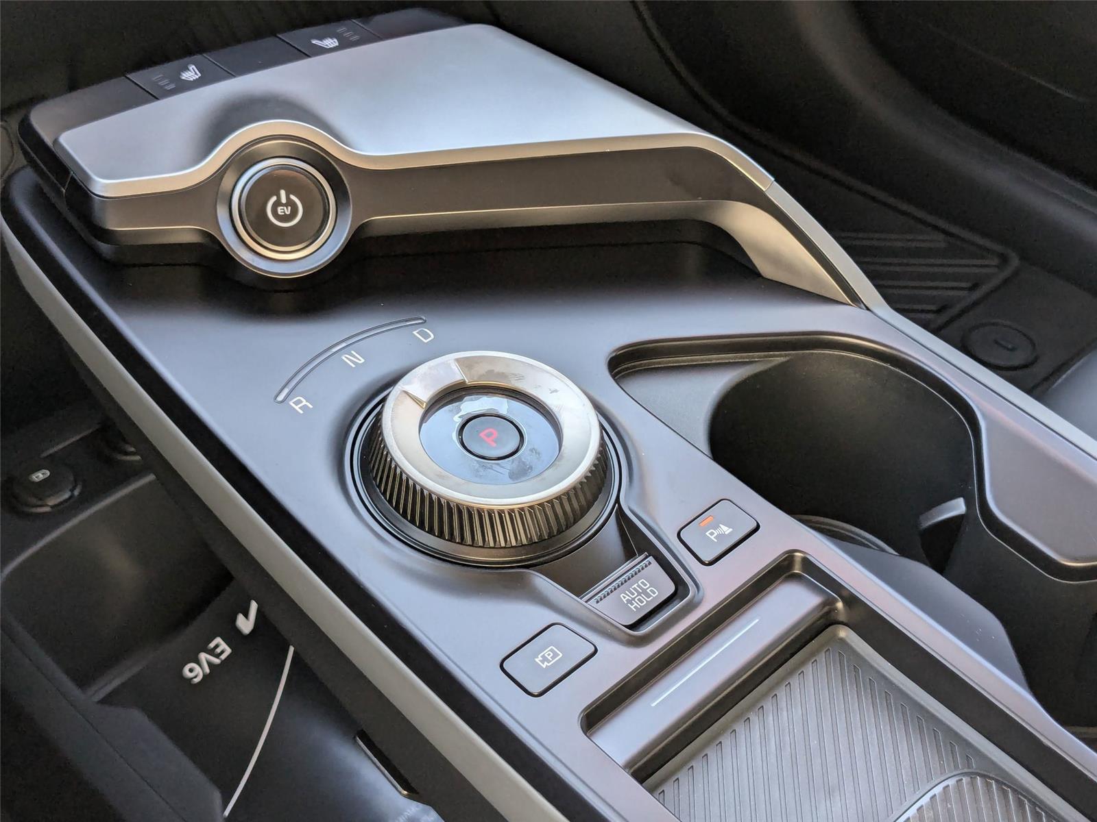 2025 Kia EV6 Light photo 25