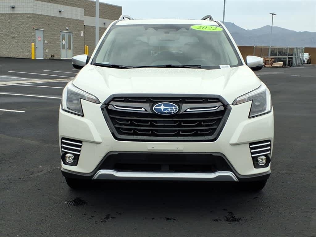 2022 Subaru Forester Touring photo 2