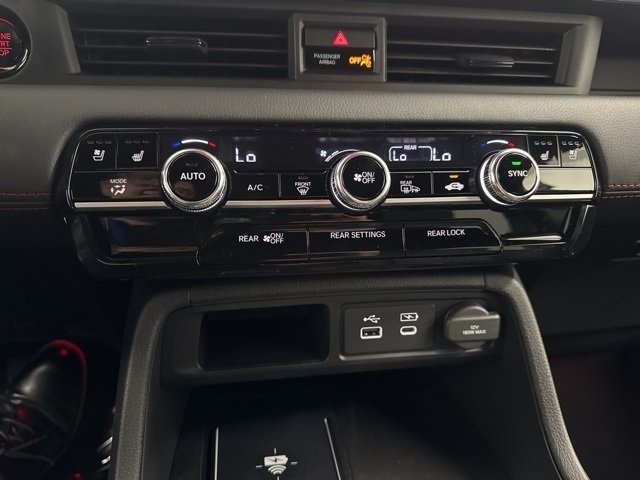 2025 Honda Pilot Black Edition photo 31