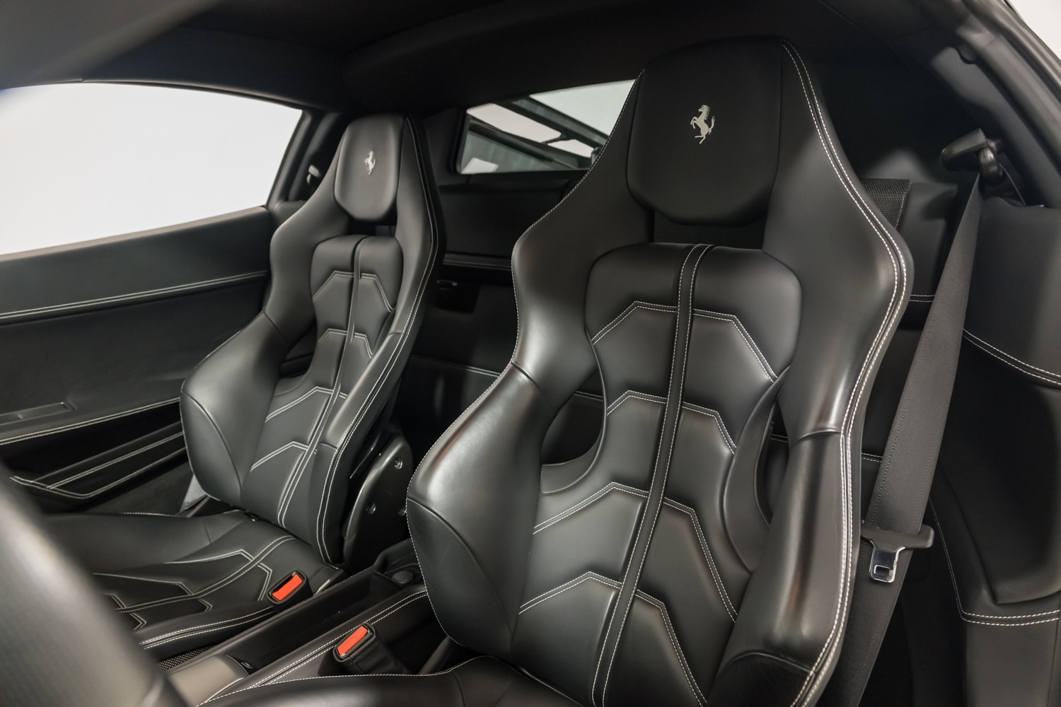 2015 Ferrari 458 Italia photo 14