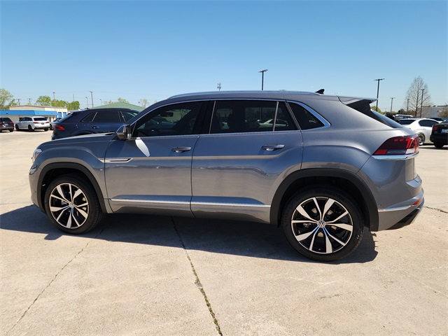 2025 Volkswagen Atlas Cross Sport SEL Premium R-Line photo 4