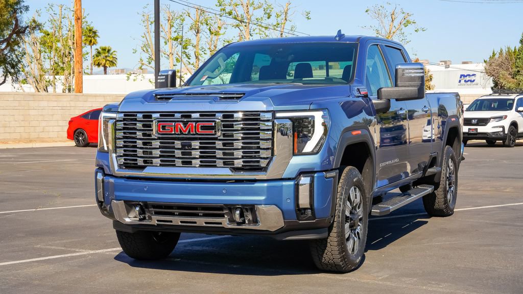 2025 Gmc Sierra 2500 HD Denali photo 2