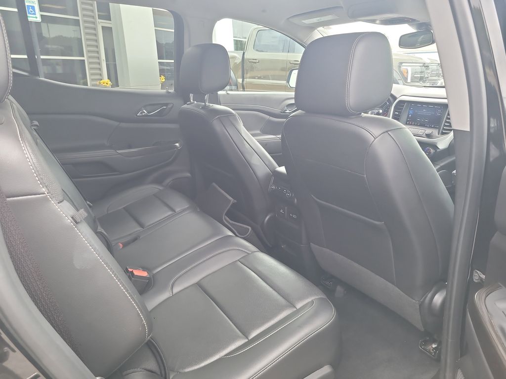 2023 Gmc Acadia SLT photo 27