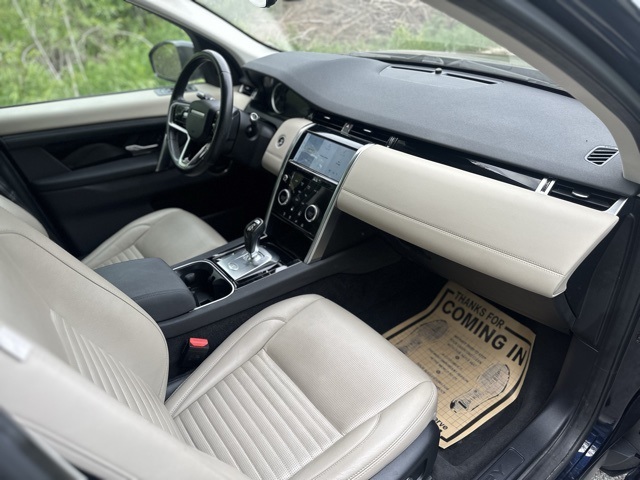 2021 Land Rover Discovery Sport S photo 18