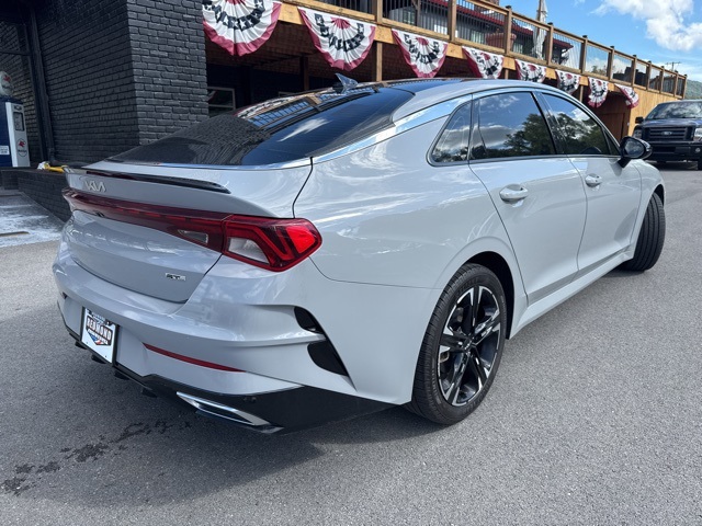 2024 Kia K5 GT-Line photo 8