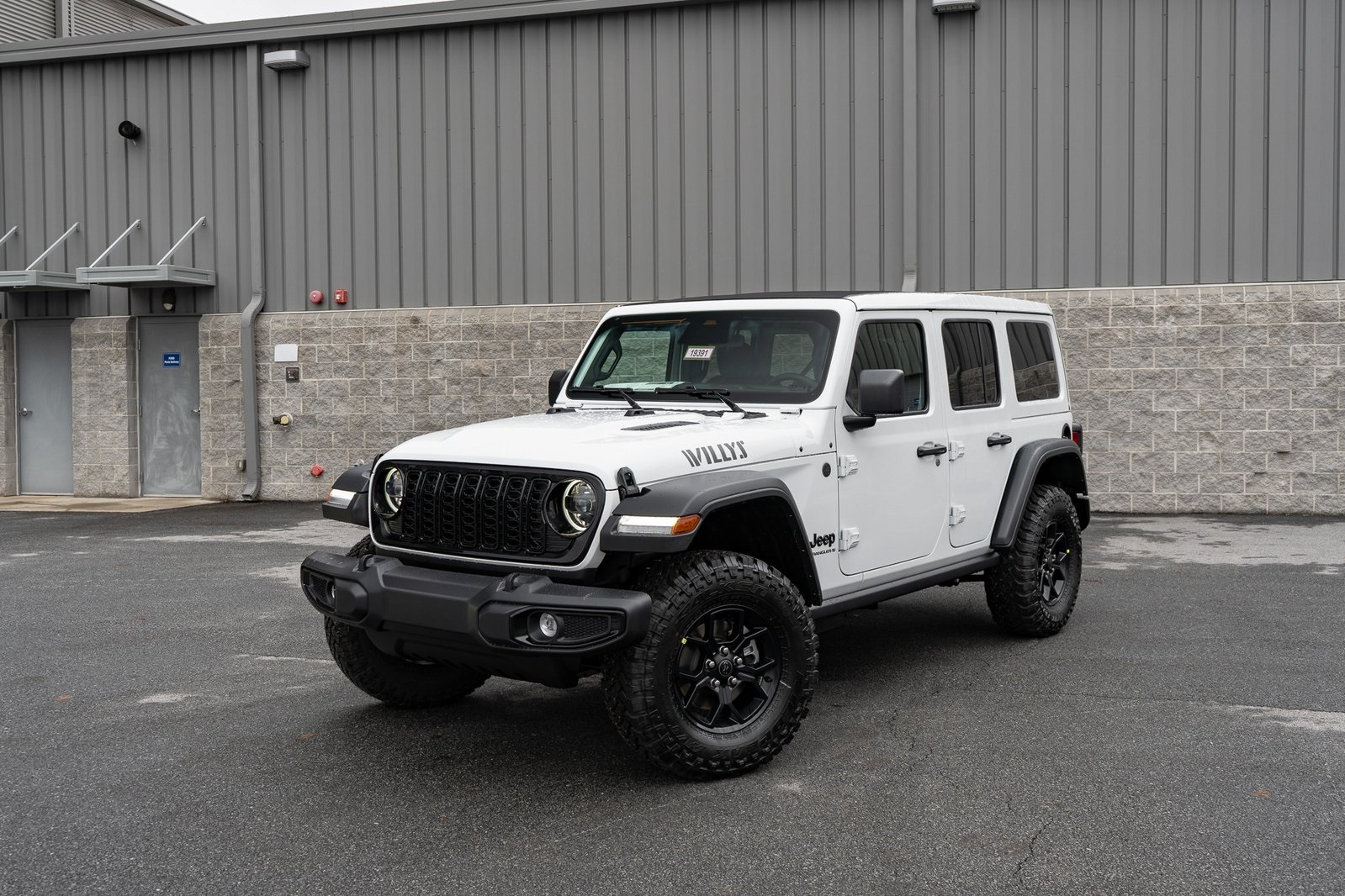 2026 Jeep Wrangler 4-Door Willys's photo