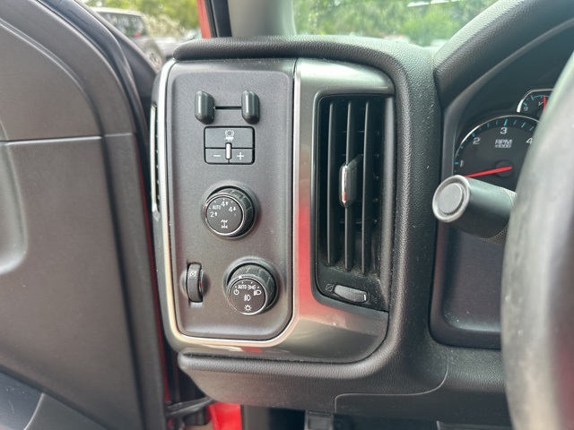 2015 Chevrolet Silverado 1500 LT photo 21