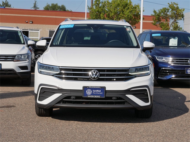 2022 Volkswagen Tiguan SE photo 2