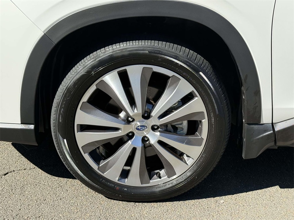 2022 Subaru Ascent Limited photo 11