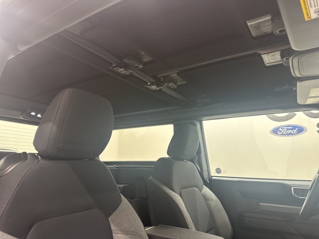 2025 Ford Bronco Base photo 25