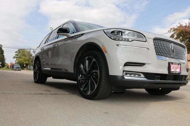 2020 Lincoln Aviator Reserve photo 8