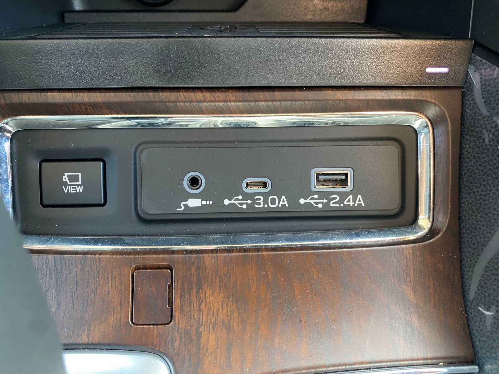 New 2025 CRYSTAL WHITE PEARL Subaru Touring image 23