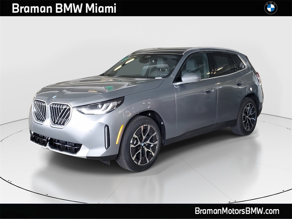 2026 BMW X3 30's photo