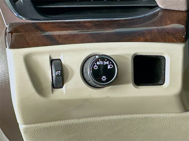 2015 Cadillac Escalade ESV Luxury photo 10